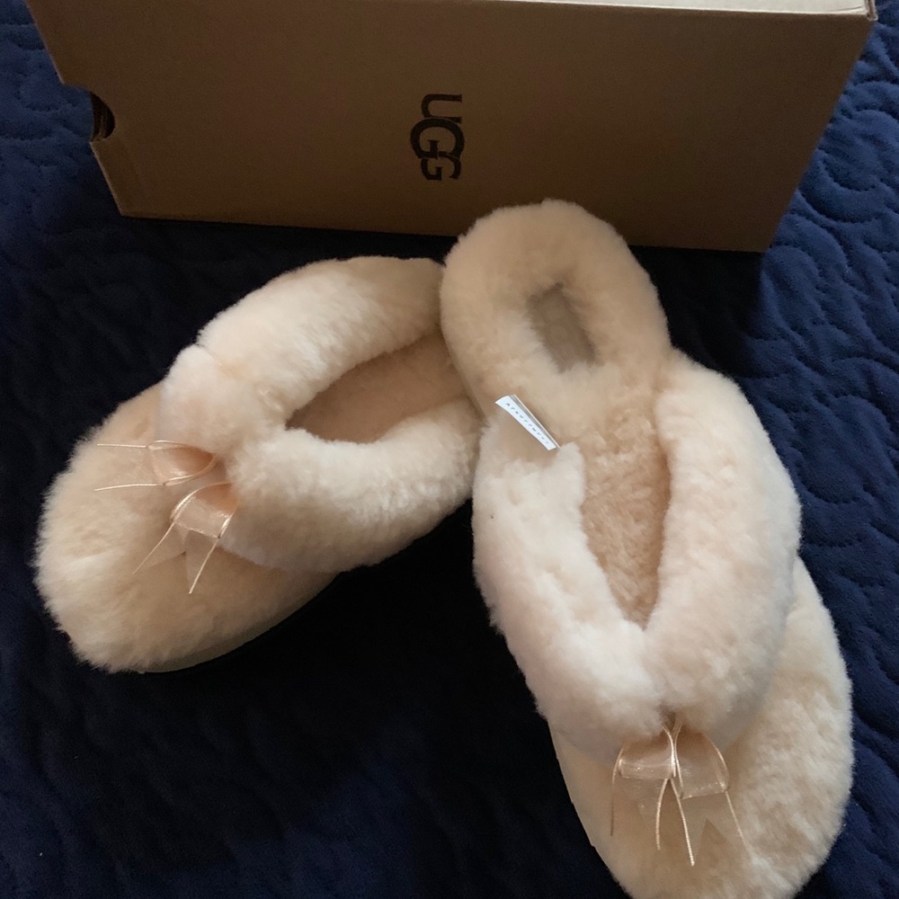 UGG Slippers size 8